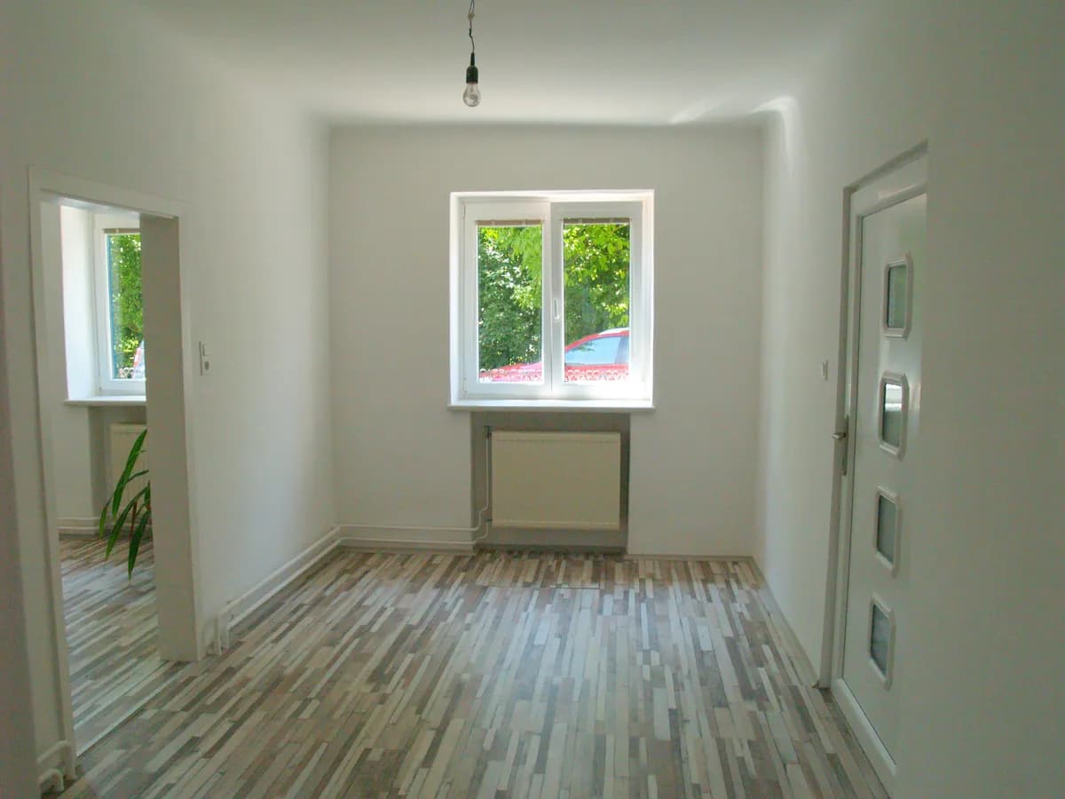 2-Zimmer-Wohnung mieten in Hollabrunn – 82 m², € 790 – Bild 2 von 6