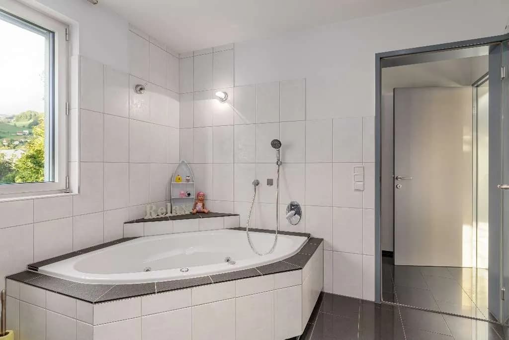 4-Zimmer-Immobilie kaufen in Feldkirch – 160 m², € 1.280.000 – Bild 16 von 25