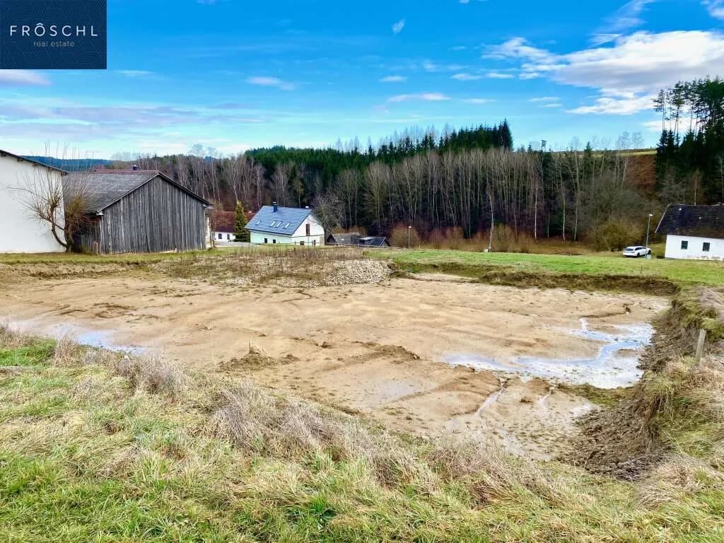 Grundstück kaufen in Zwettl – 4 519 m², € 89.000