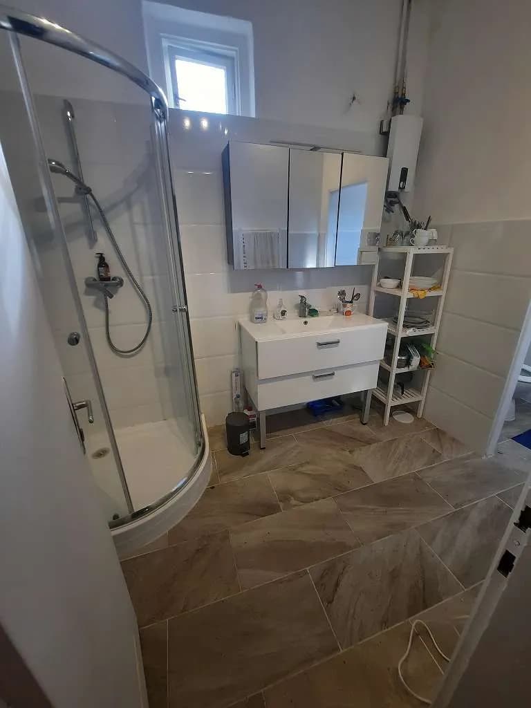 7-Zimmer-Haus mieten in Österreich – 180 m², € 800 – Bild 8 von 10