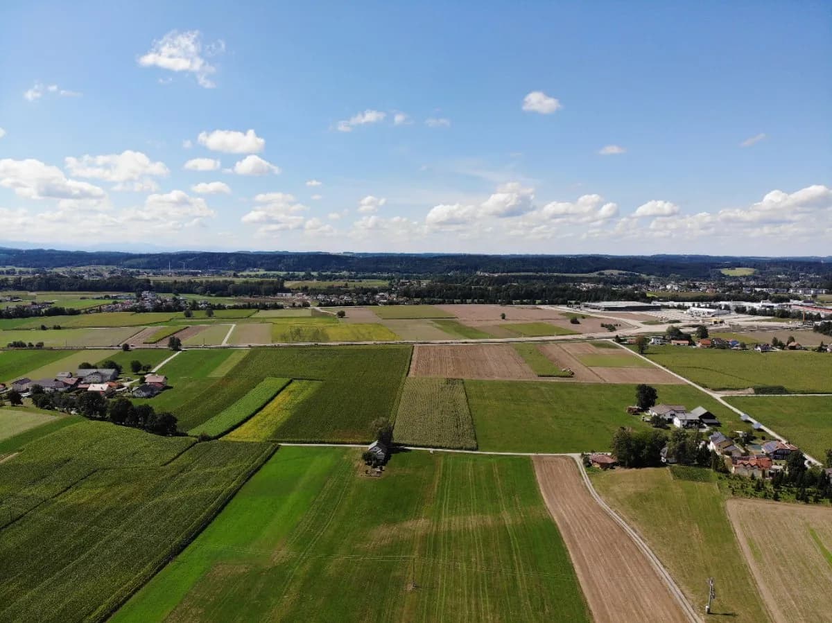Grundstück kaufen in Braunau am Inn – 1 021 m², € 205.000 – Bild 9 von 10