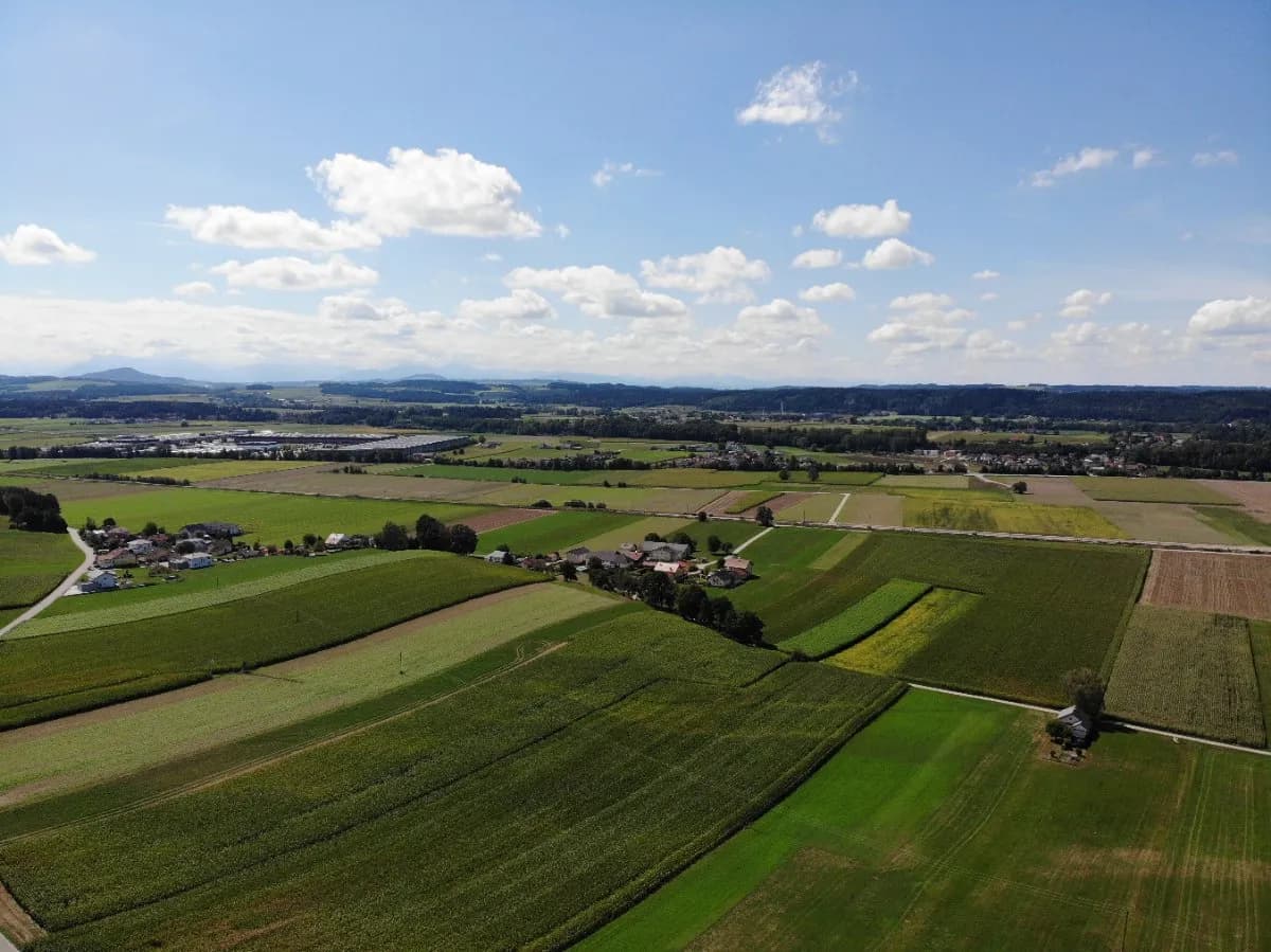 Grundstück kaufen in Braunau am Inn – 1 021 m², € 205.000 – Bild 10 von 10