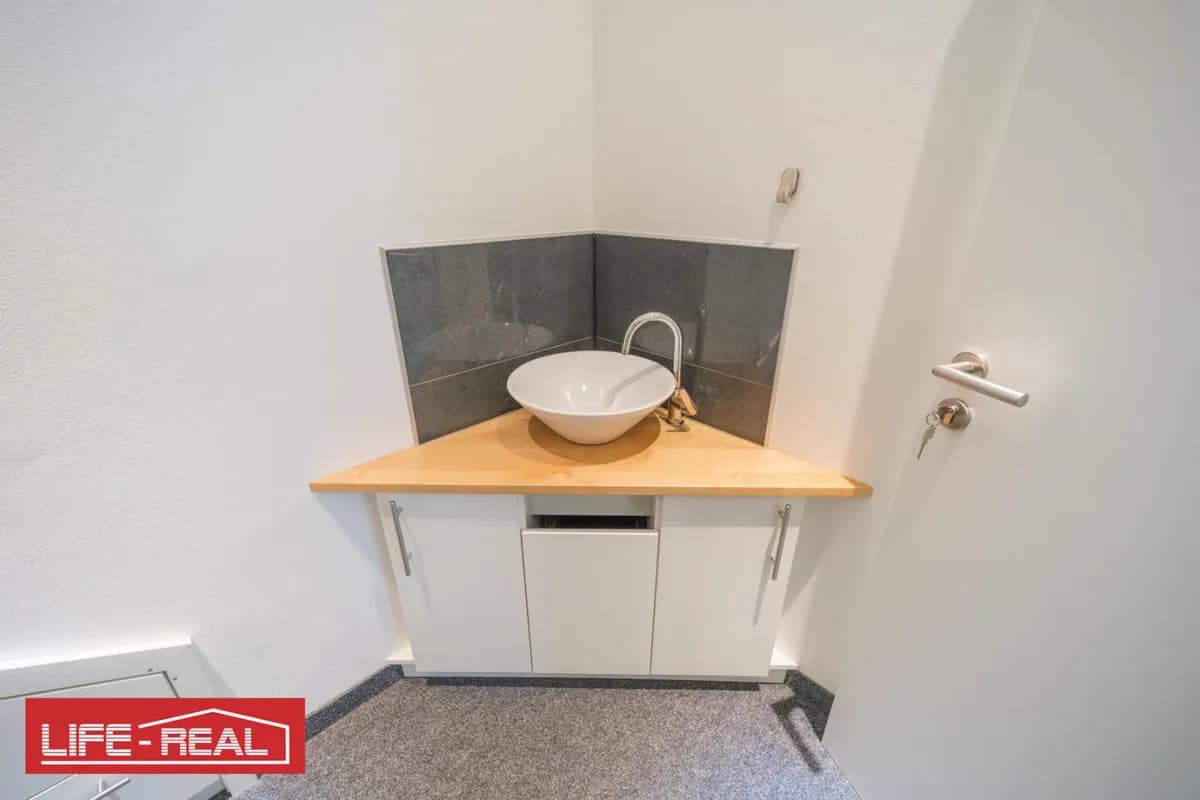 3-Zimmer-Gewerbeimmobilie mieten in Rohrbach – 104 m², € 930 – Bild 11 von 28