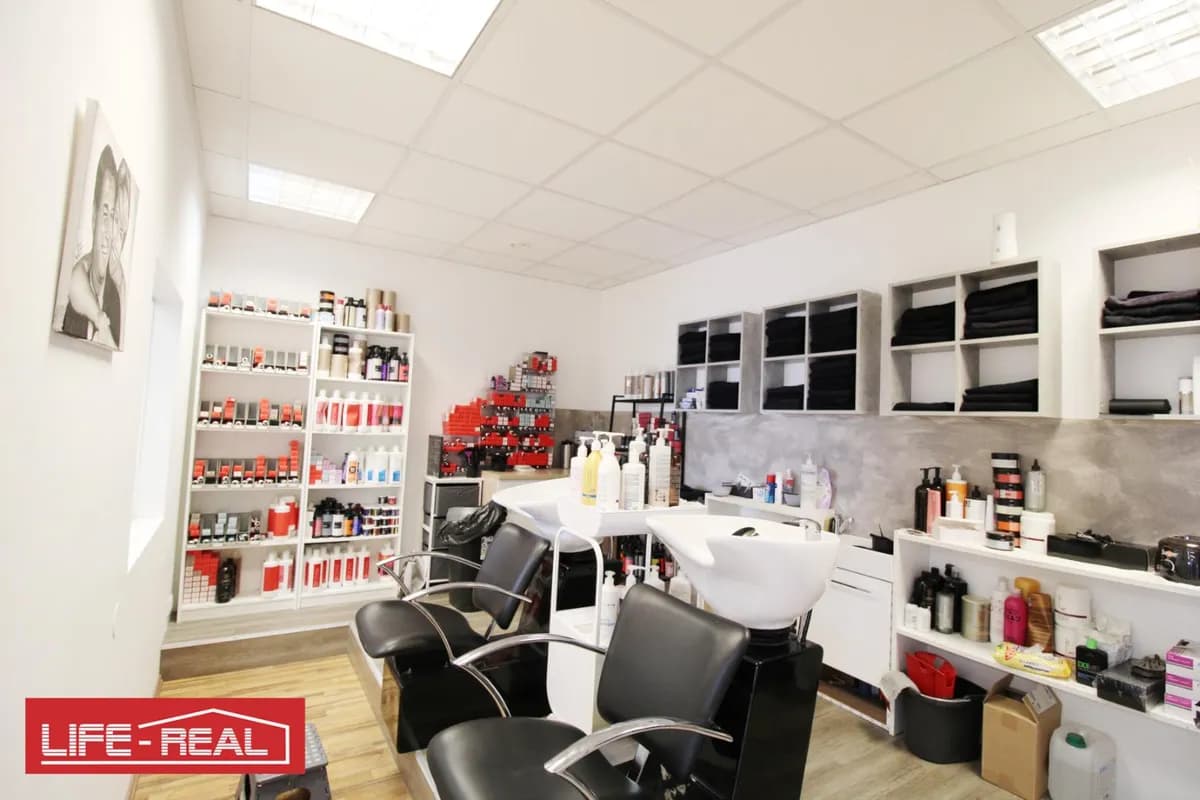 Gewerbeimmobilie kaufen in Linz Land – 84 m², € 249.000 – Bild 2 von 12
