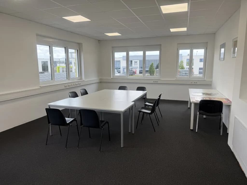 Gewerbeimmobilie mieten in Gmunden – 51 m², € 820 – Bild 2 von 6