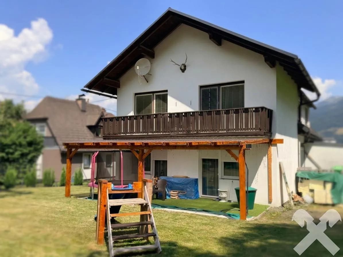 Haus kaufen in Liezen – 179,16 m², € 240.000