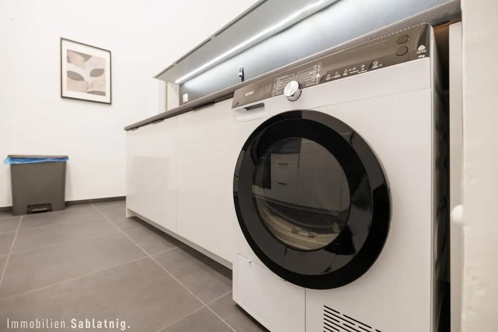 10-Zimmer-Gewerbeimmobilie mieten in Wien – 173 m², € 3.982 – Bild 143 von 150