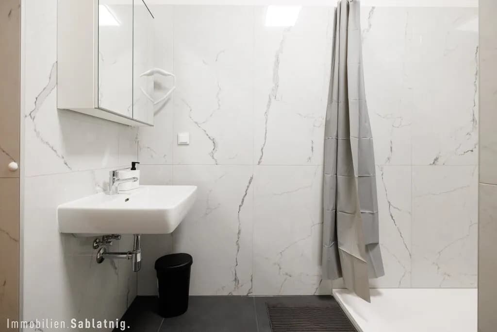 10-Zimmer-Gewerbeimmobilie mieten in Wien – 173 m², € 3.982 – Bild 85 von 150