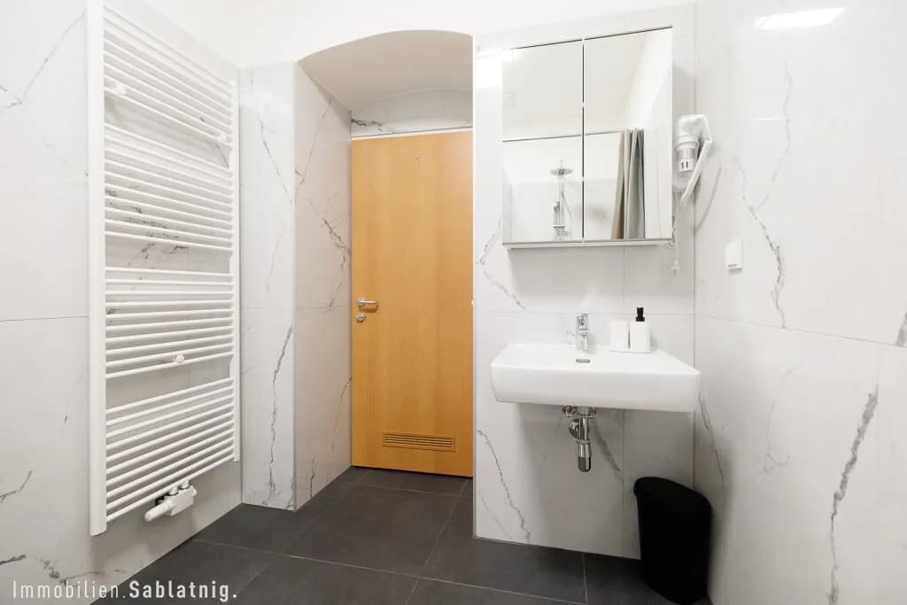 10-Zimmer-Gewerbeimmobilie mieten in Wien – 173 m², € 3.982 – Bild 88 von 150
