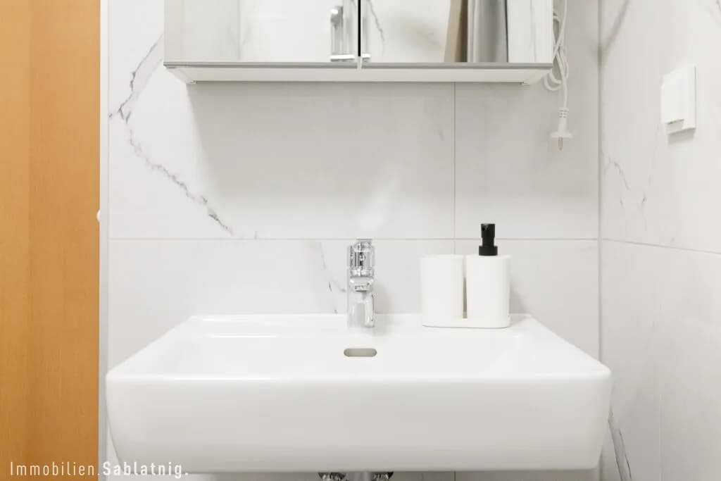 10-Zimmer-Gewerbeimmobilie mieten in Wien – 173 m², € 3.982 – Bild 89 von 150