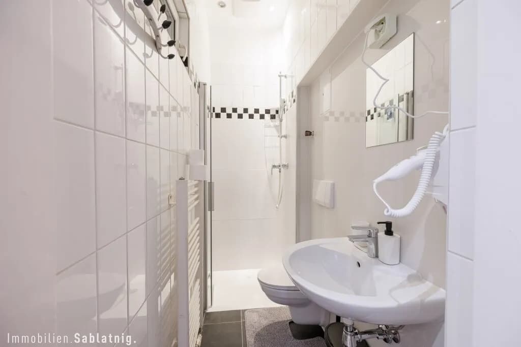 10-Zimmer-Gewerbeimmobilie mieten in Wien – 173 m², € 3.982 – Bild 94 von 150
