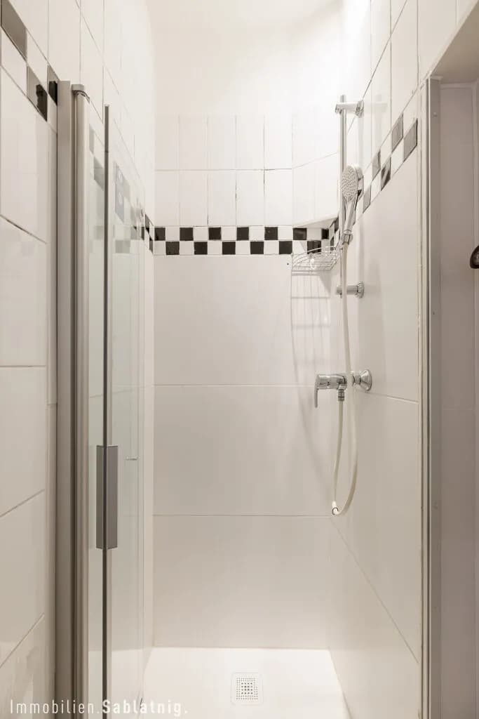 10-Zimmer-Gewerbeimmobilie mieten in Wien – 173 m², € 3.982 – Bild 97 von 150