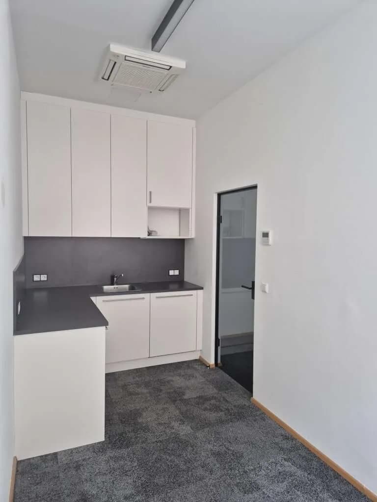 Gewerbeimmobilie mieten in Ried im Innkreis – 201 m², € 2.565 – Bild 14 von 21