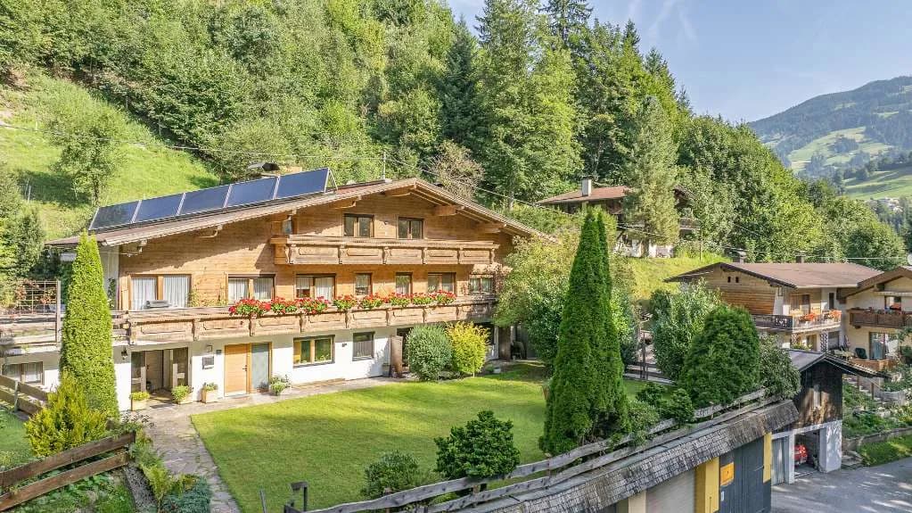 7-Zimmer-Gewerbeimmobilie kaufen in Kitzbühel – 238,9 m², € 1.390.000