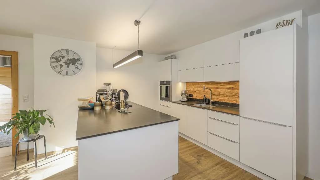 7-Zimmer-Gewerbeimmobilie kaufen in Kitzbühel – 238,9 m², € 1.390.000 – Bild 8 von 33