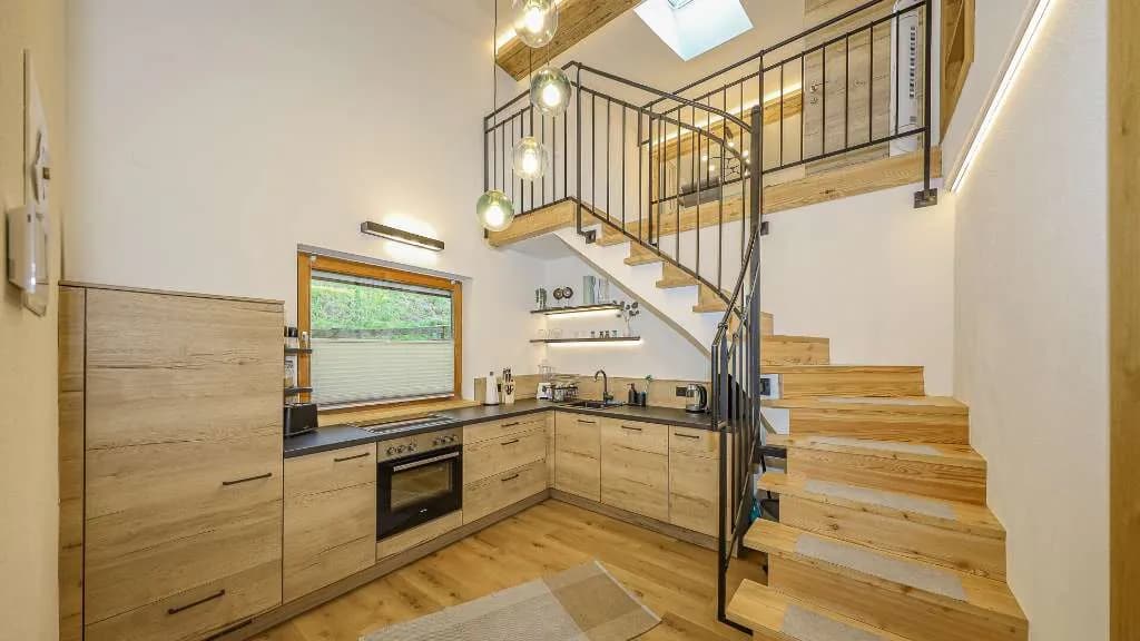 7-Zimmer-Gewerbeimmobilie kaufen in Kitzbühel – 238,9 m², € 1.390.000 – Bild 18 von 33