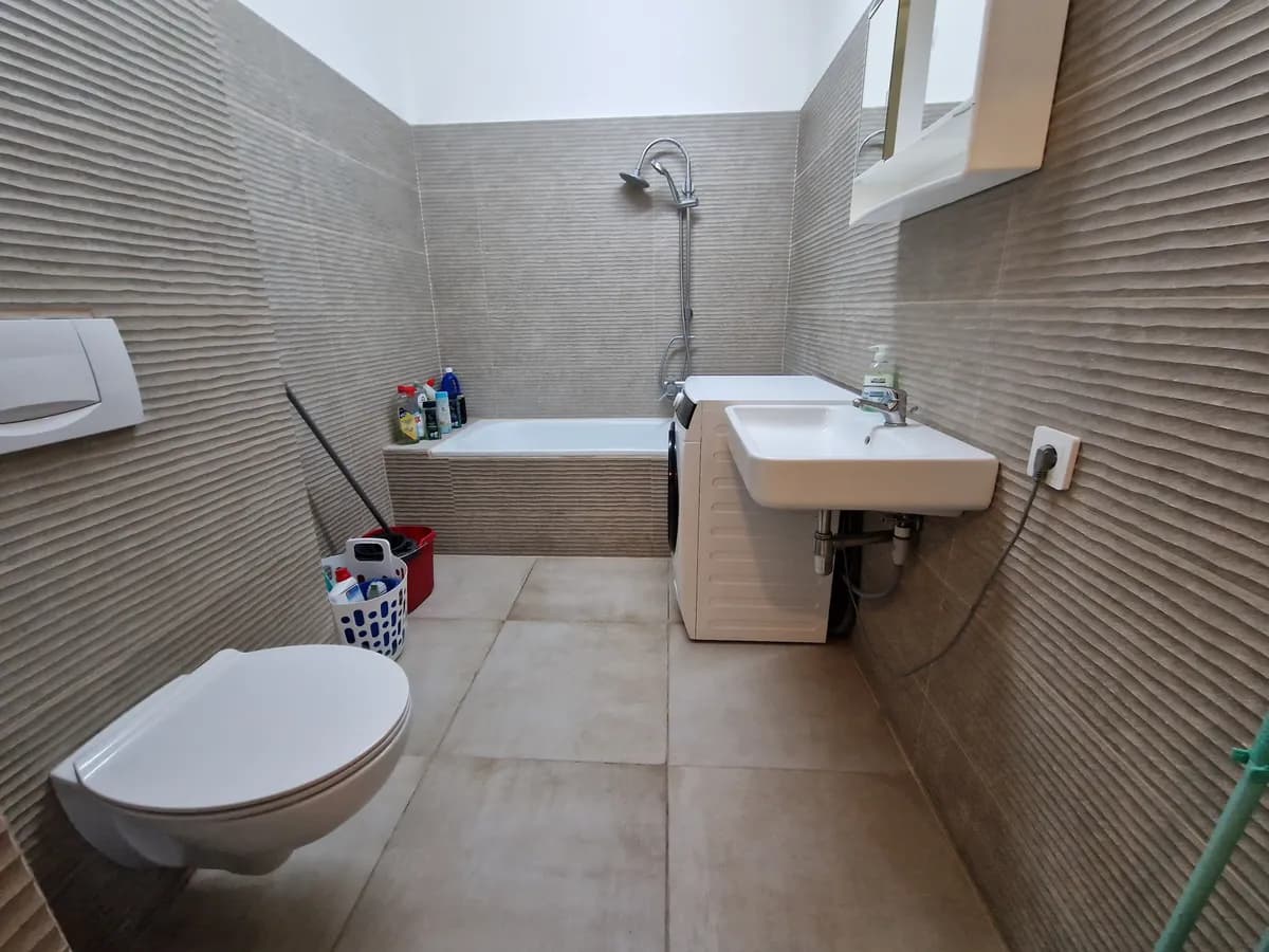 2-Zimmer-Wohnung kaufen in Linz Land – 45 m², € 109.000