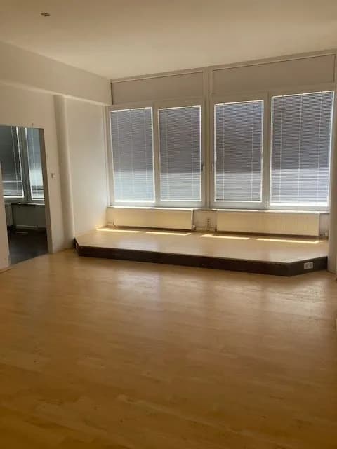 4-Zimmer-Gewerbeimmobilie mieten in Linz – 144 m², € 1.313 – Bild 5 von 7