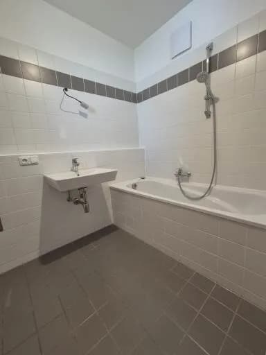 2-Zimmer-Wohnung mieten in Linz – 56 m², € 735 – Bild 4 von 6