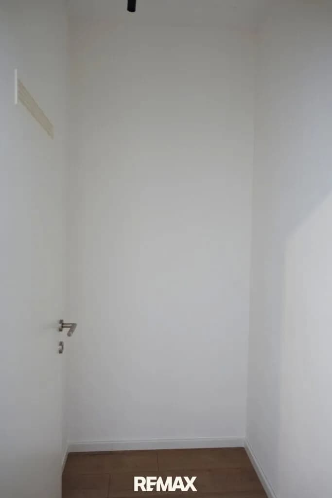 5-Zimmer-Gewerbeimmobilie mieten in Oberpullendorf – 139 m², € 2.009 – Bild 8 von 15