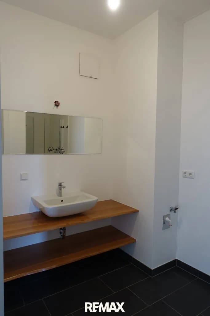 5-Zimmer-Gewerbeimmobilie mieten in Oberpullendorf – 139 m², € 2.009 – Bild 9 von 15