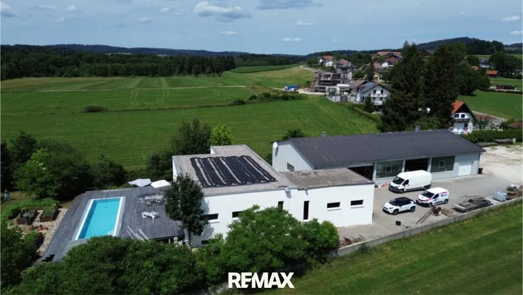3-Zimmer-Haus kaufen in Vöcklabruck – 324 m², € 1.198.000 – Bild 14 von 22
