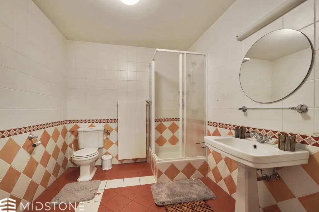9-Zimmer-Haus mieten in Gmünd – 719 m², € 2.980 – Bild 8 von 70