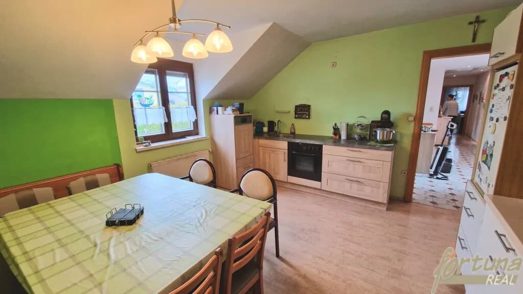 9-Zimmer-Haus kaufen in Melk – 215 m², € 199.700 – Bild 3 von 21