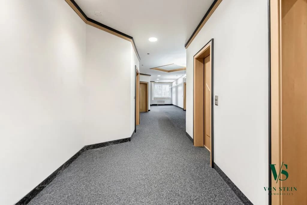 Gewerbeimmobilie mieten in Kitzbühel – 172 m², € 3.800 – Bild 2 von 17