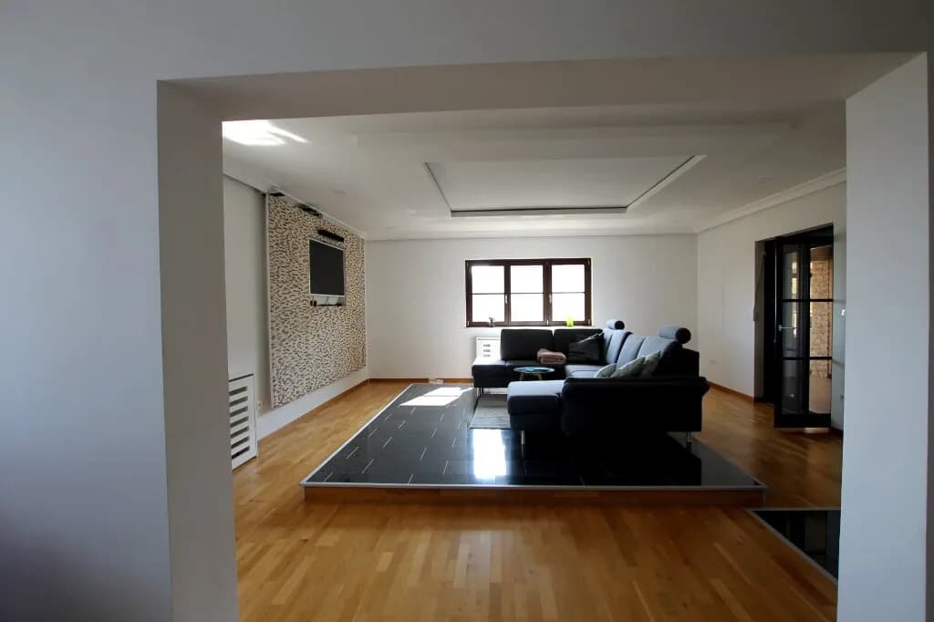 Haus kaufen in Neunkirchen – 210 m², € 333.000 – Bild 6 von 31