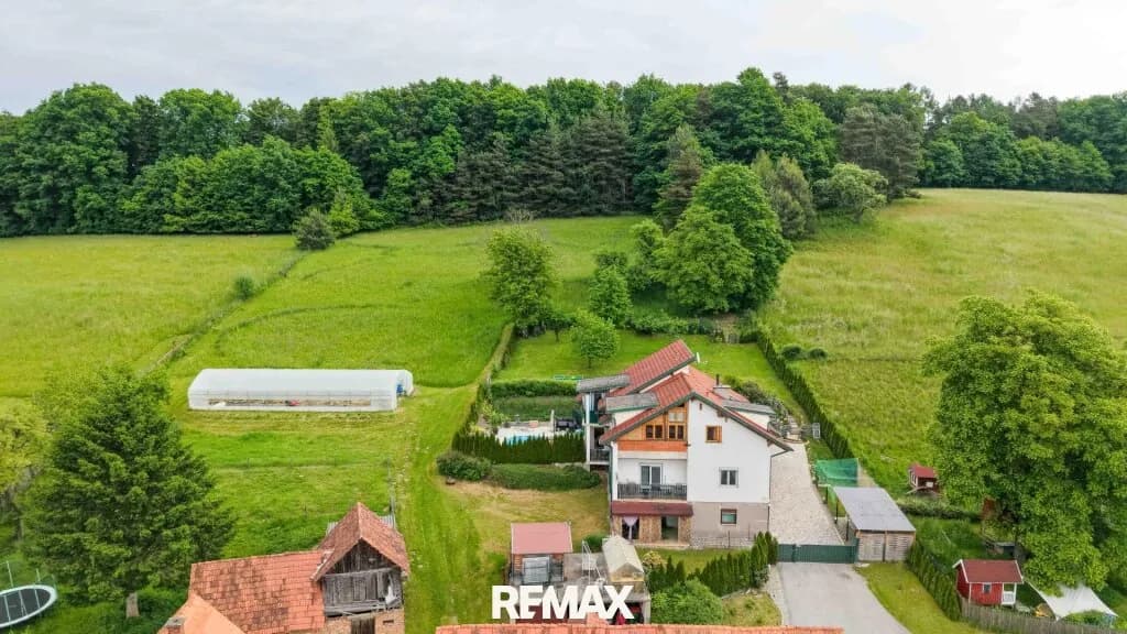 8-Zimmer-Haus kaufen in Weiz – 220 m², € 759.000 – Bild 4 von 32