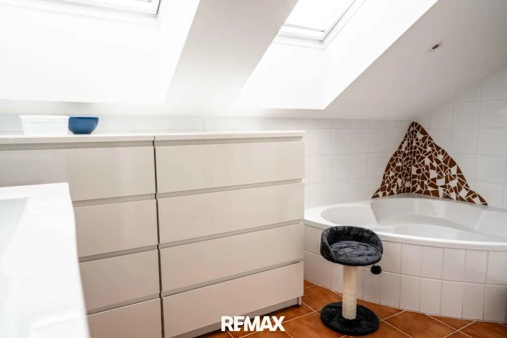 8-Zimmer-Haus kaufen in Weiz – 220 m², € 759.000 – Bild 15 von 32