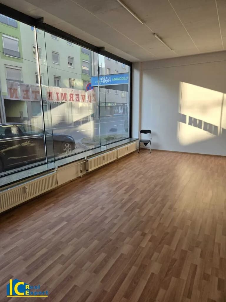 Gewerbeimmobilie mieten in Wiener Neustadt – 148 m², € 800 – Bild 3 von 11