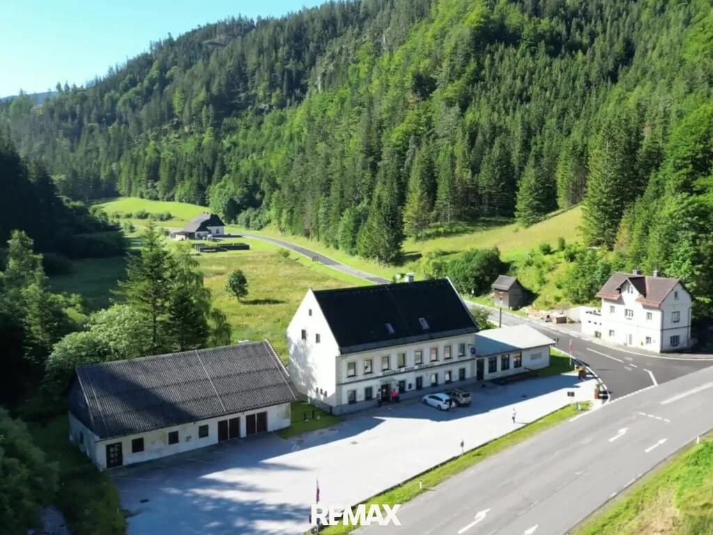 Gewerbeimmobilie kaufen in Bruck-Mürzzuschlag – 577 m², € 299.000 – Bild 2 von 16