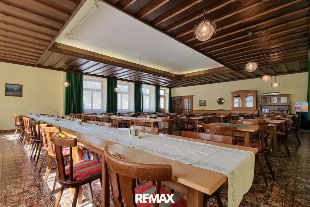 Gewerbeimmobilie kaufen in Bruck-Mürzzuschlag – 577 m², € 299.000 – Bild 8 von 16