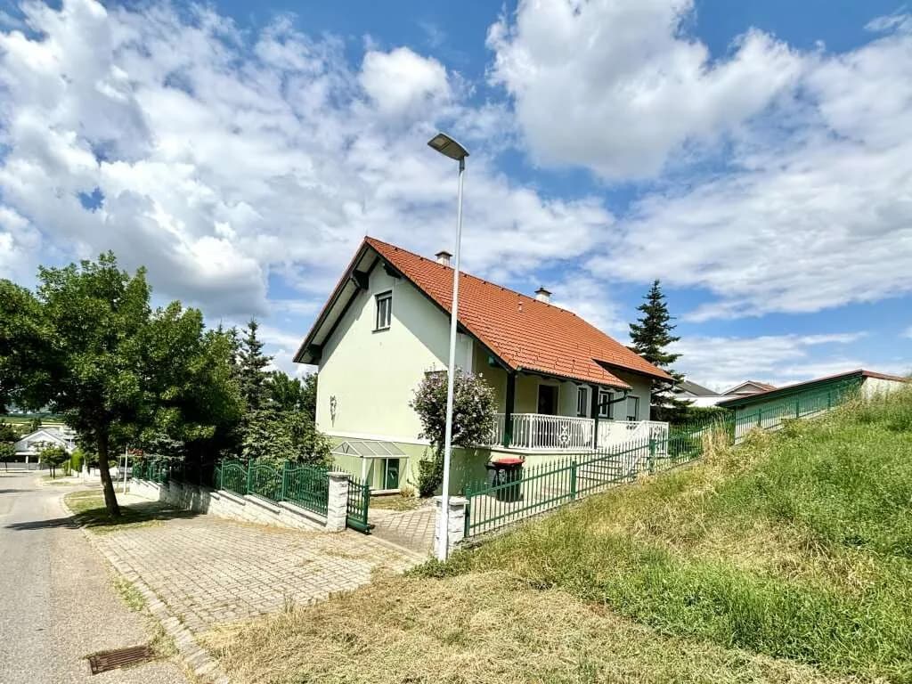 Haus kaufen in Neusiedl am See – 757 m², € 599.000 – Bild 2 von 25