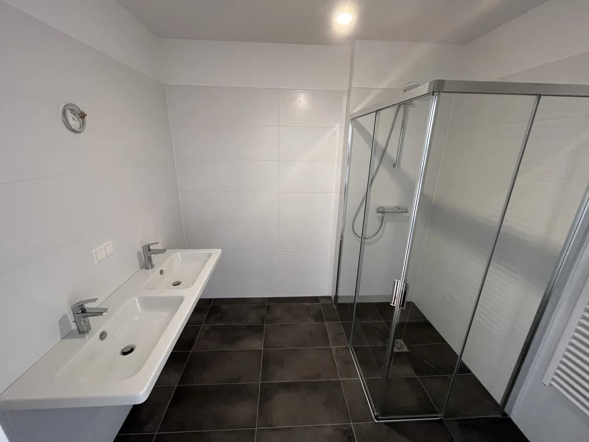 3-Zimmer-Wohnung mieten in Baden – 76,9 m², € 1.431 – Bild 9 von 13
