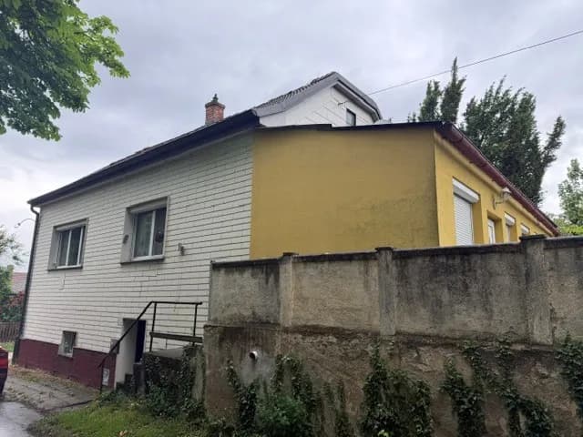 Haus kaufen in Mistelbach – 90 m², € 149.000