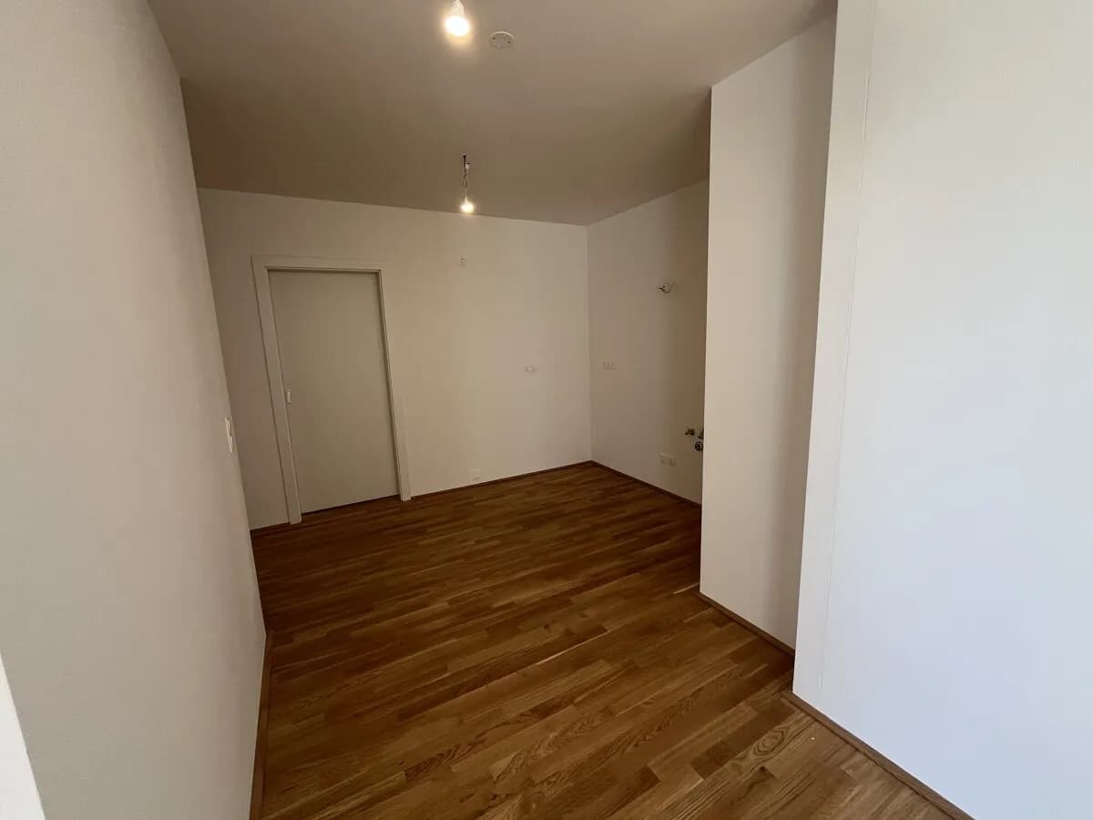 4-Zimmer-Wohnung mieten in Baden – 95,92 m², € 1.929 – Bild 11 von 13