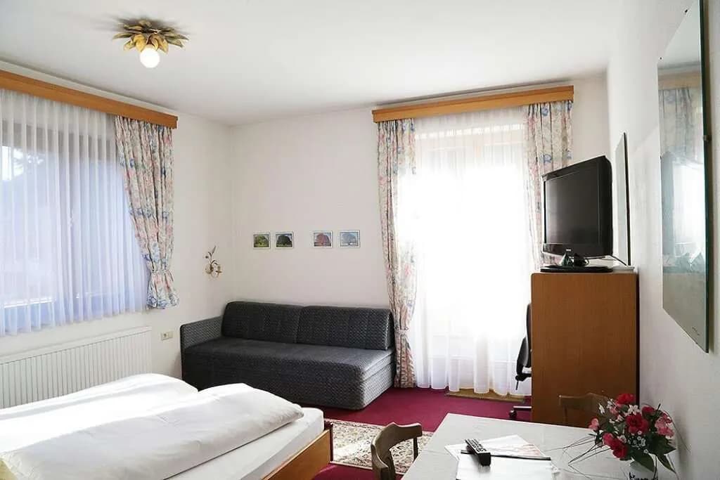 Gewerbeimmobilie kaufen in Zell am See – 1 m², € 3.490.000 – Bild 9 von 13