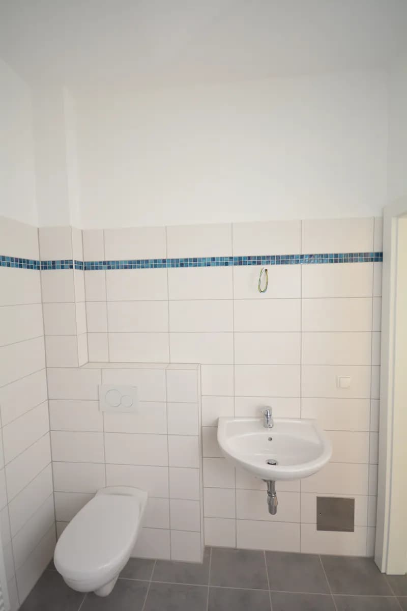 2-Zimmer-Wohnung mieten in Baden – 43 m², € 605 – Bild 5 von 5