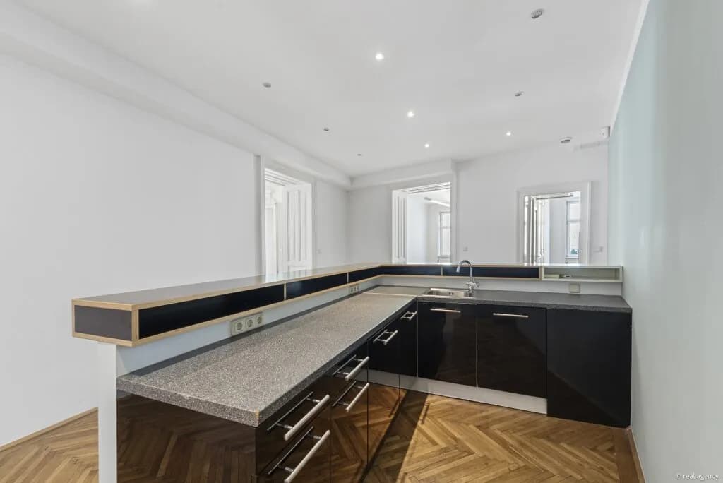 6-Zimmer-Gewerbeimmobilie mieten in Wien – 204 m², € 3.165 – Bild 4 von 40