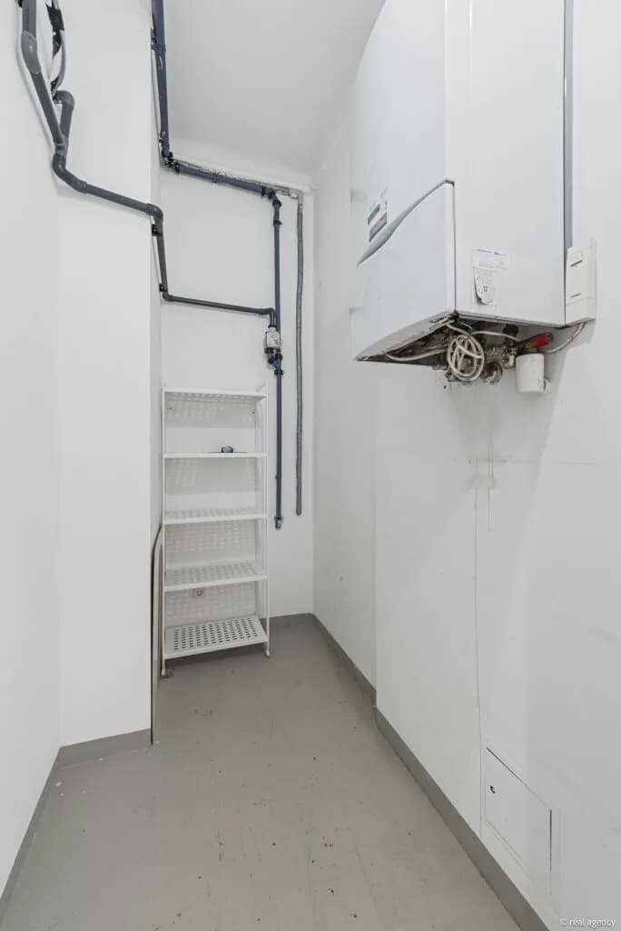 6-Zimmer-Gewerbeimmobilie mieten in Wien – 204 m², € 3.165 – Bild 39 von 40