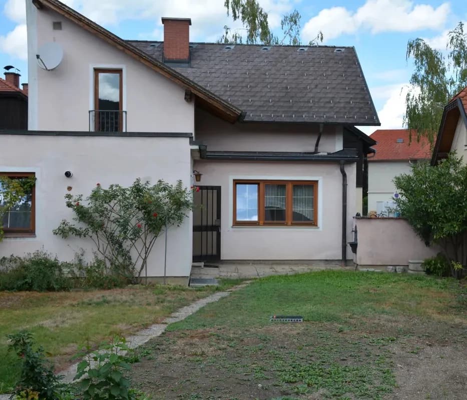 4-Zimmer-Haus mieten in Baden – 140 m², € 1.380 – Bild 8 von 11