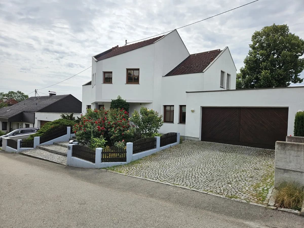 6-Zimmer-Haus kaufen in Linz Land – 198 m², € 939.000