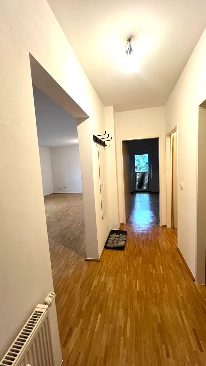 2-Zimmer-Wohnung mieten in Gmunden – 67 m², € 994 – Bild 11 von 14