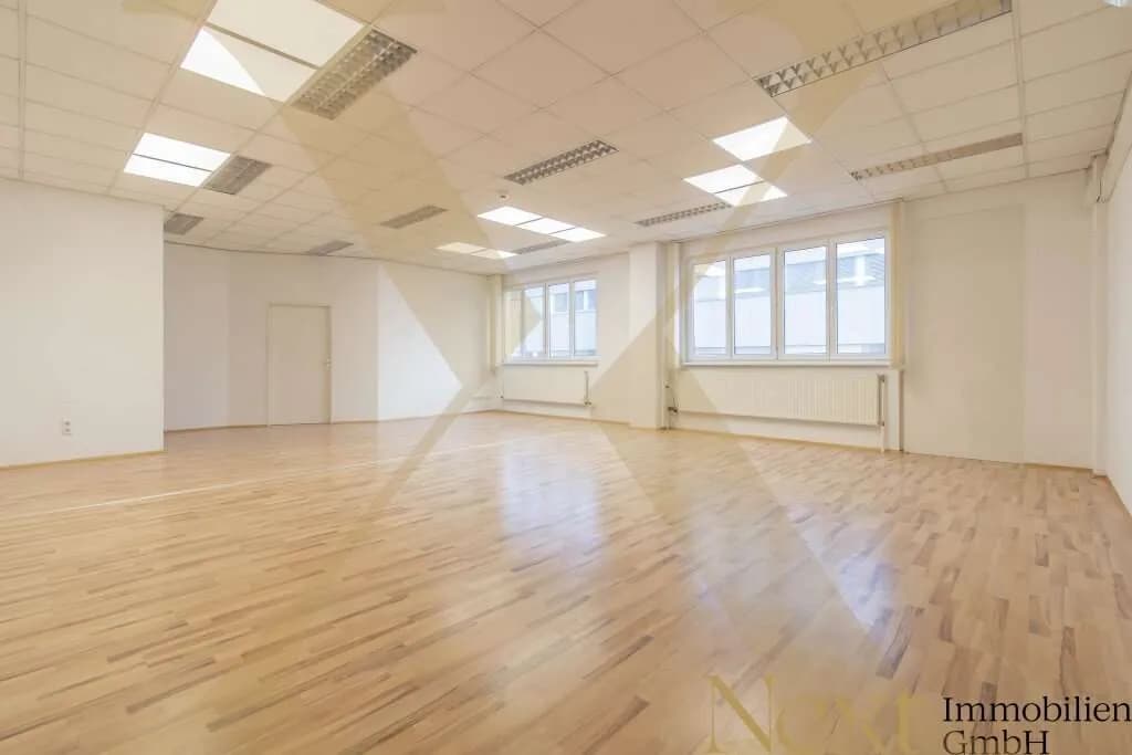 Gewerbeimmobilie mieten in Linz Land – 500 m², € 3.181