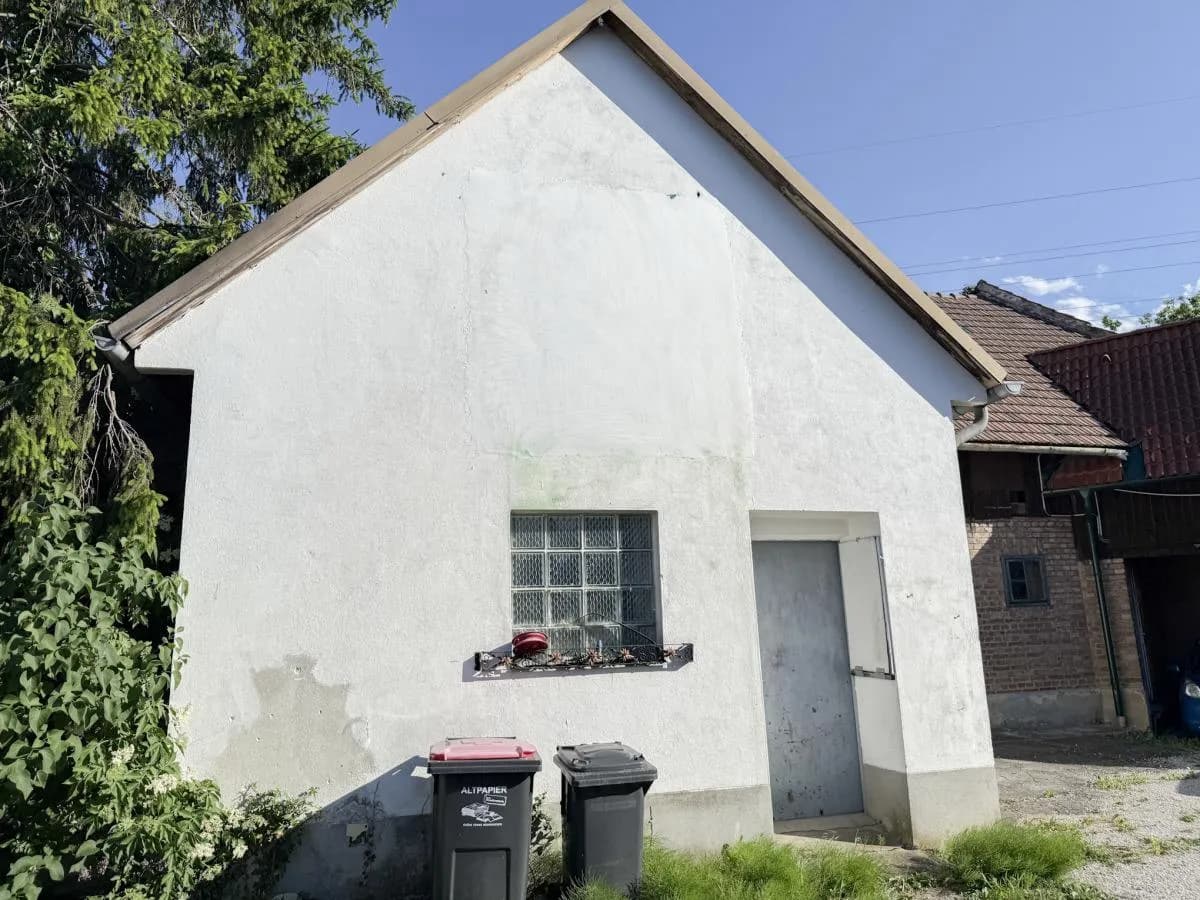 4-Zimmer-Immobilie kaufen in Neunkirchen – 118 m², € 189.000 – Bild 3 von 16