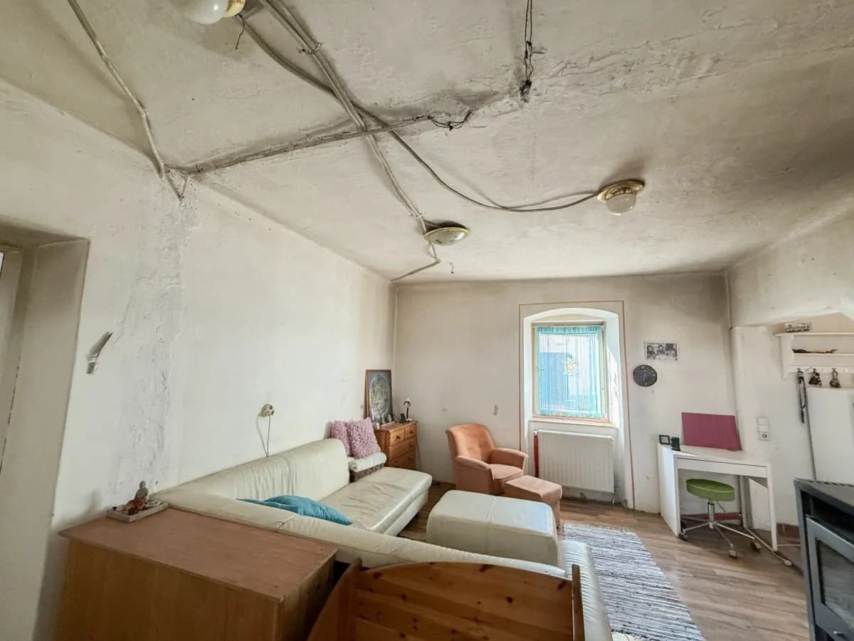 4-Zimmer-Immobilie kaufen in Neunkirchen – 118 m², € 189.000 – Bild 6 von 16