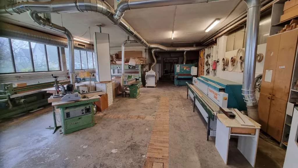 Gewerbeimmobilie mieten in Eferding – 330 m², € 6